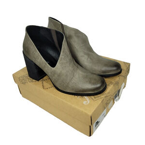 Free People Boots Womens Size 10.5 Gray Ankle Boot Bootie Leather Block Heel